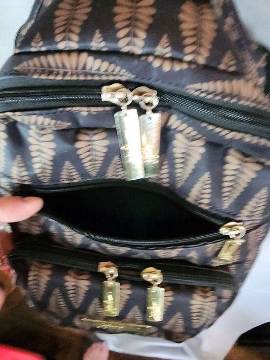 Ju-Ju-Be Deluxe Diaper Bag Black And Brown Leaf Pattern with Gold Logo Plate main image 6